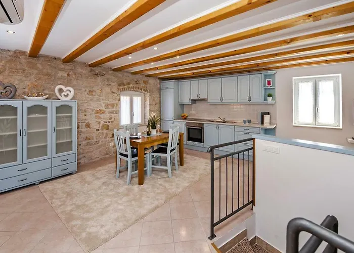 Casa Flores Affittacamere 3*