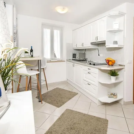 בית הארחה Casa Flores