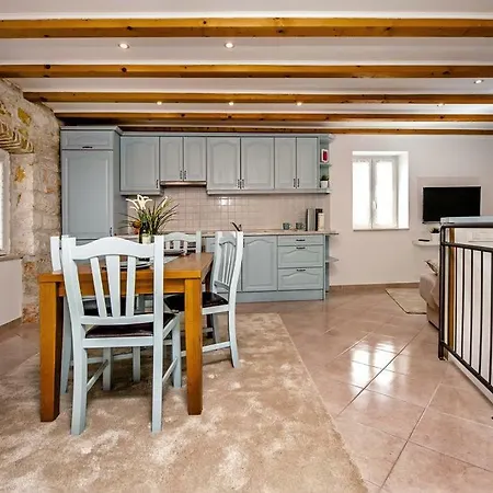 Casa Flores